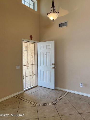 9061 Palm Brook Dr, Tucson AZ  85743-8928 exterior