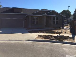 1904 Cali Lin Ct, Turlock CA  95380-9593 exterior