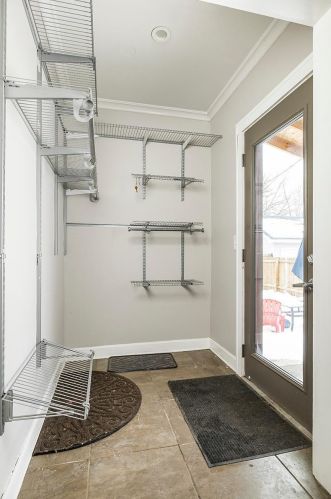 1657 Charles Ave, Saint Paul MN 55104-2226 exterior