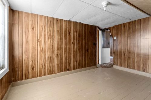 107 Penn St, Providence RI 02909-1326 exterior