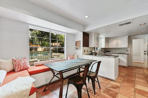 9002 Collingwood Dr, Austin TX 78748-5209 exterior