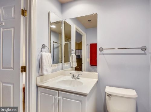 337 Fayette St, Alexandria VA 22314-2201 exterior