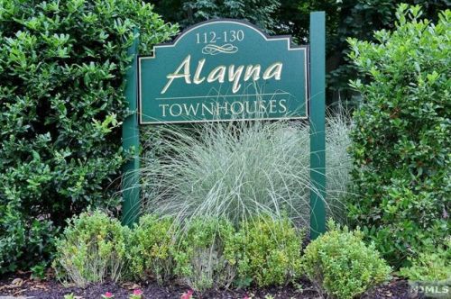 124 Kinderkamack Rd, Montvale NJ 07645-1352 exterior