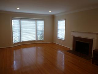 10536 Kinnard Ave, Los Angeles CA  90024-6018 exterior