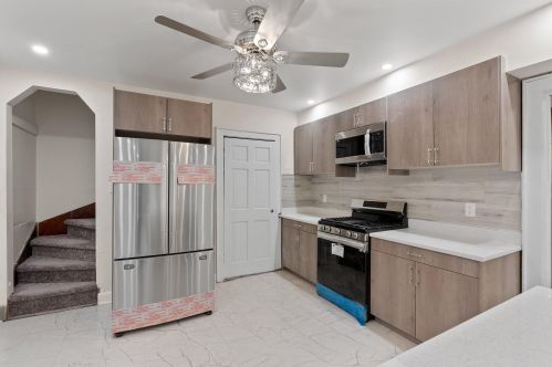 3907 14th St, Milwaukee WI  53206-2906 exterior