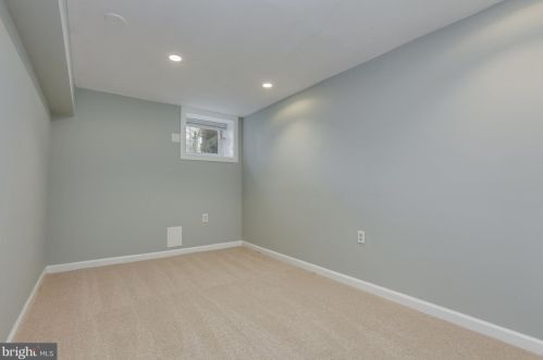 1922 1st St, Washington DC 20001-1480 exterior