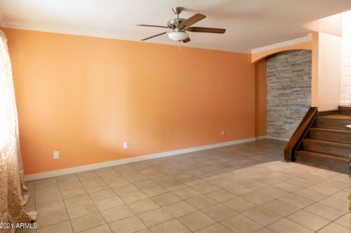 8127 32 Dr, Phoenix AZ 85051-5906 exterior