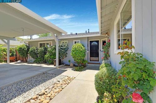 4026 Sacramento St, Concord, CA 94521-1041