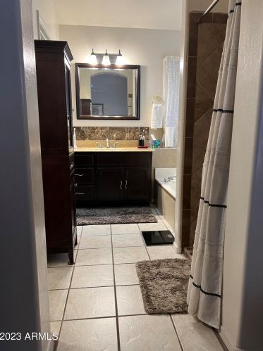 513 Aire Libre Ave, Phoenix AZ 85053-2835 exterior