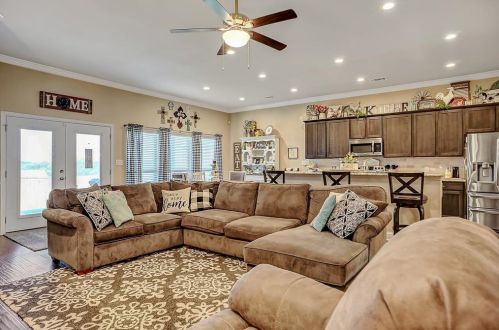 2805 Lillis Ln, Denison TX 75020 exterior