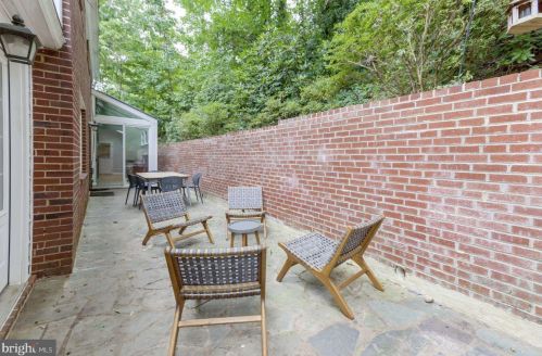 3309 Old Dominion Blvd, Alexandria VA 22305-1319 exterior