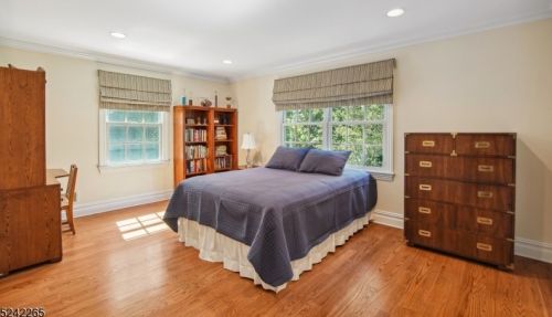 40 Linden Ln, Chatham Township NJ 07928-1654 exterior