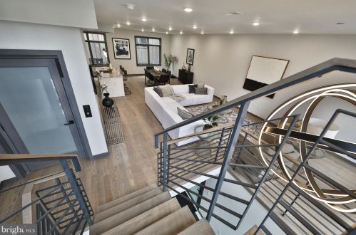 613 Bainbridge St, Philadelphia PA 19146-2413 exterior