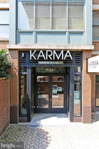 1121 24th St, Washington DC  20037-1430 exterior