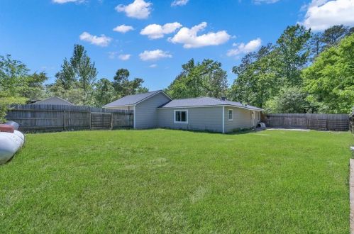 9803 Pne Pt Dr, Montgomery TX 77316-9148 exterior