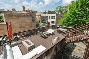 1760 Wells St, Chicago IL  60614-5868 exterior