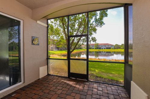 2582 Marshfield Ct, Fort Pierce FL 34953-4369 exterior