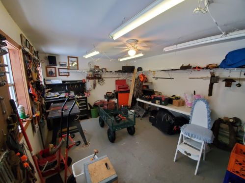 1512 Holton Rd, Meskegon MI 49445-1678 exterior