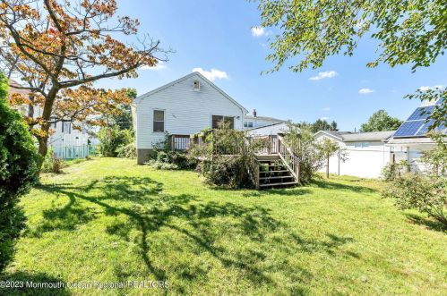 82 Victor Ave, West Long Branch NJ 07764-1511 exterior