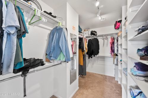 6931 Harrier Loop, Tucson AZ  85756-8614 exterior