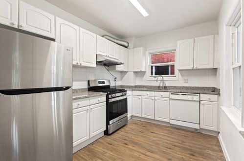 6525 Dalzell Pl, Pittsburgh PA 15217-1441 exterior