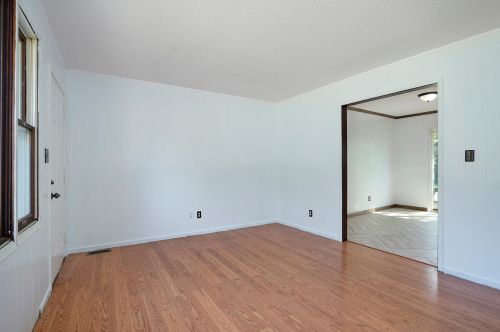 4090 Whitehall Rd, Meskegon MI 49445-1358 exterior