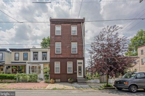 2202 Cumberland St, Philadelphia PA 19125-2204 exterior