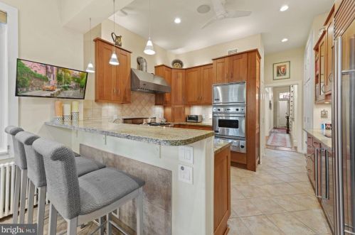 709 Capitol St, Washington DC 20003-1711 exterior