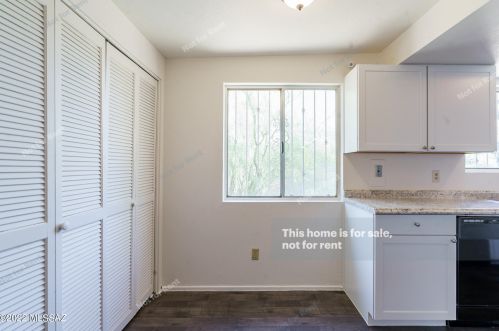 732 Camino Seco, Tucson AZ  85710-2628 exterior