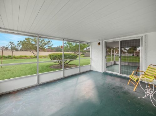 481 Curtis St, Fort Pierce FL 34983-1933 exterior