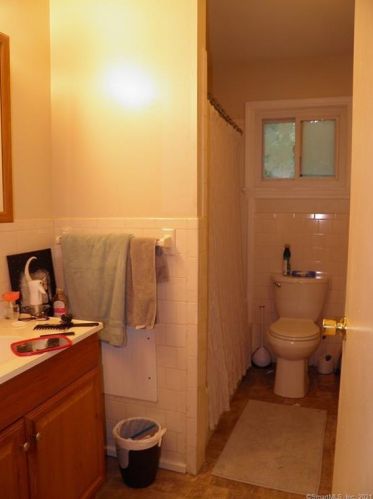 52 Carol Ave, Killingly CT 06239-4244 exterior