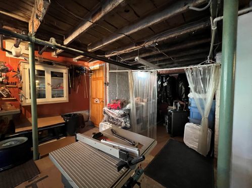 22 South St, Concord NH 03301-2664 exterior