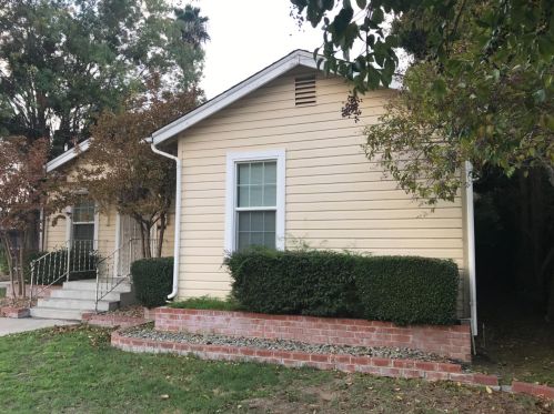 145 West Ave, Turlock CA 95380-5654 exterior