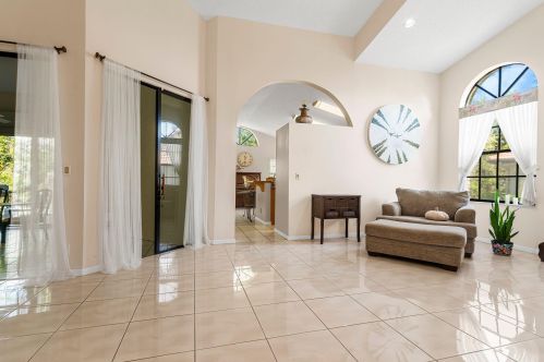 7279 Le Chalet Blvd, Boynton Beach FL 33472-5035 exterior