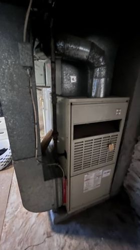 1618 Westmont Ave, Pittsburgh PA 15210-3866 exterior