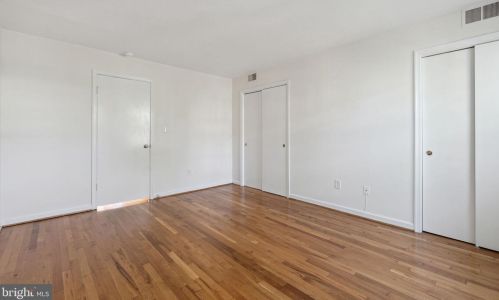 1737 Corcoran St, Washington DC 20009-2471 exterior