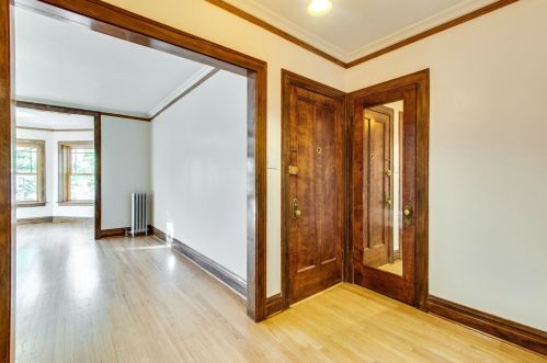 1434 Thorndale Ave, Chicago, IL 60660-3362