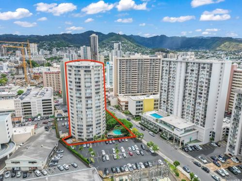 750 Amana St, Honolulu HI 96814-5025 exterior