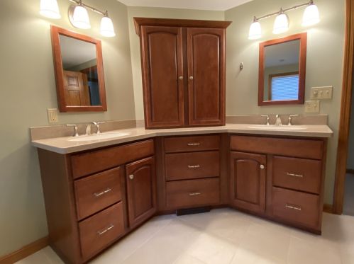 14 Brookwood Dr, Concord NH 03301-1800 exterior