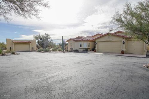 10221 Blue Bonnet Rd, Tucson AZ  85745-9716 exterior