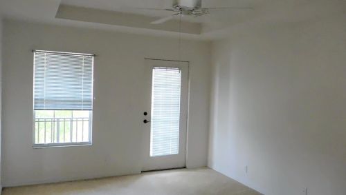 2182 Grand Dr, Fort Pierce FL 34952-8027 exterior