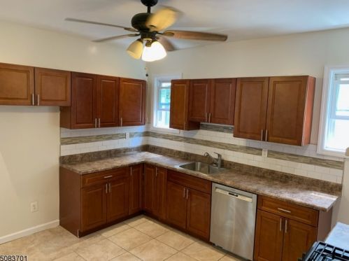 287 21st St, Irvington NJ  07111-4417 exterior