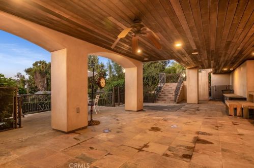 1241 Valencia Mesa Dr, Fullerton CA 92833-2220 exterior