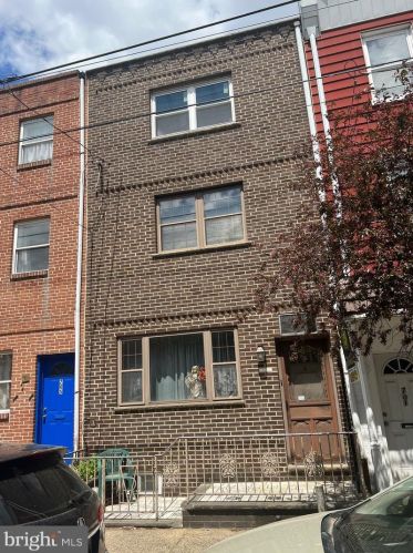 703 Federal St, Philadelphia PA 19147-5112 exterior