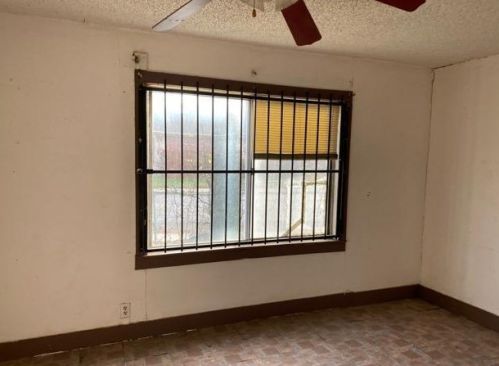 3311 Borger, Dallas TX 75212-2722 exterior