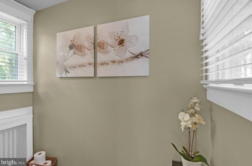 215 Marne Ave, Tavistock NJ 08033-1444 exterior