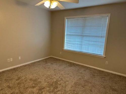 326 Scullin Ave, Denison TX  75020-3236 exterior