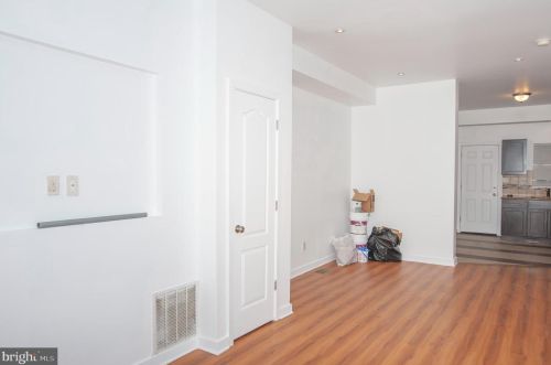 2405 Bouvier St, Philadelphia PA  19132-4306 exterior