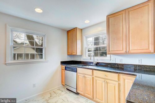 1064 Bell Ave, Glen Burnie MD 21060-6767 exterior