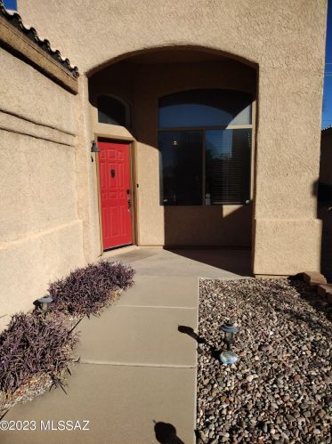 8389 Camino Bengala, Tucson AZ  85747-5163 exterior